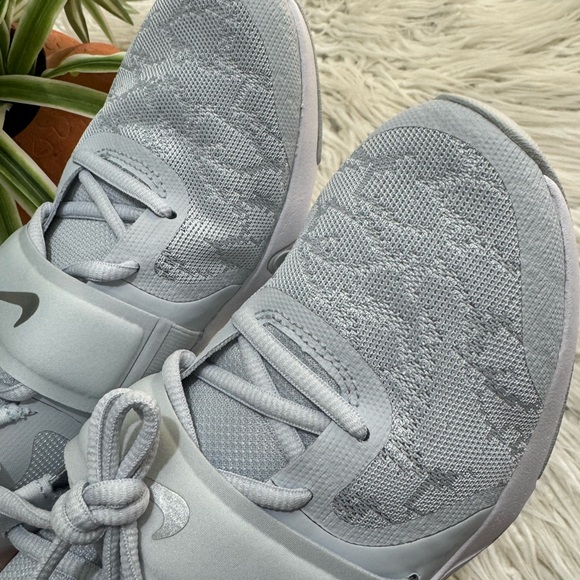 New🌿Nike Renew In-Season TR 12 - Picture 3 of 13